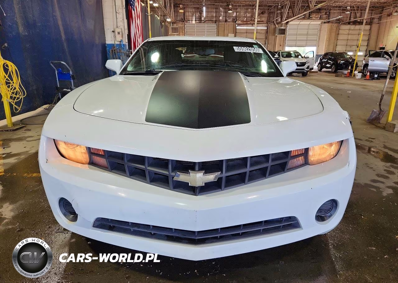2010 Chevrolet Camaro Ls VIN:2G1FA1EV7A9154142 - 5