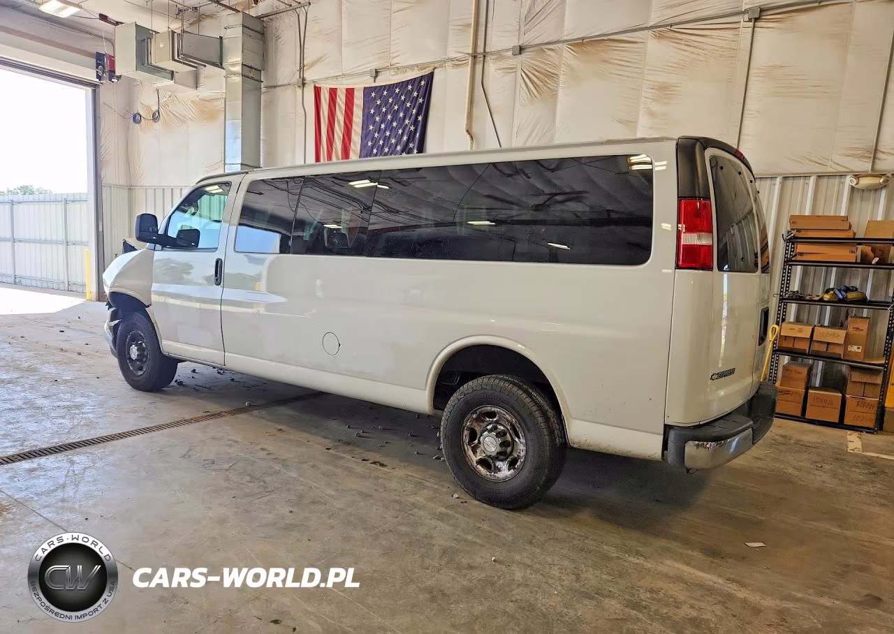 2018 Chevrolet Express G2500 VIN:1GAZGPFG7J1278477 - 2