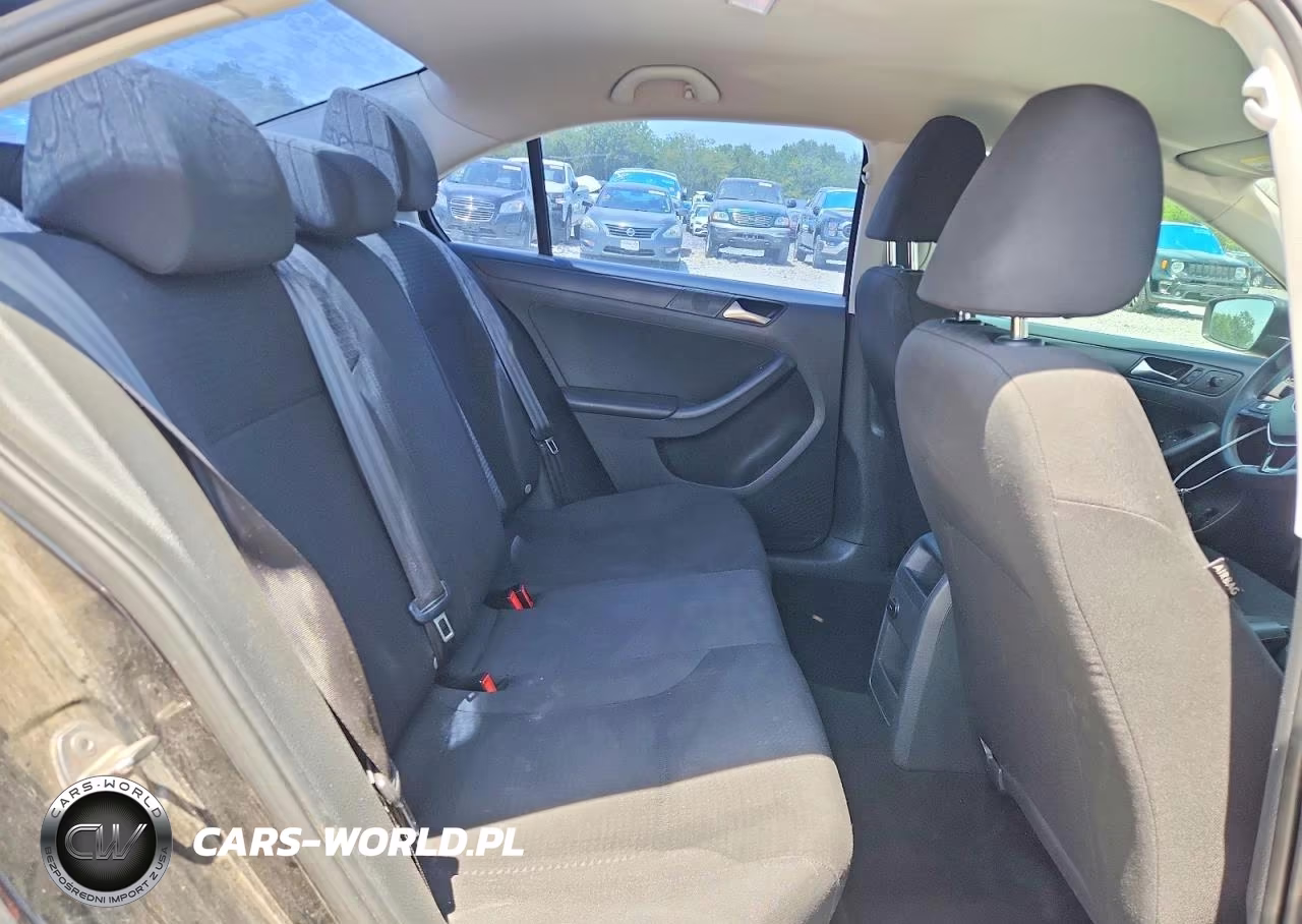 2015 Volkswagen Jetta Base VIN:3VW2K7AJXFM299793 - 10