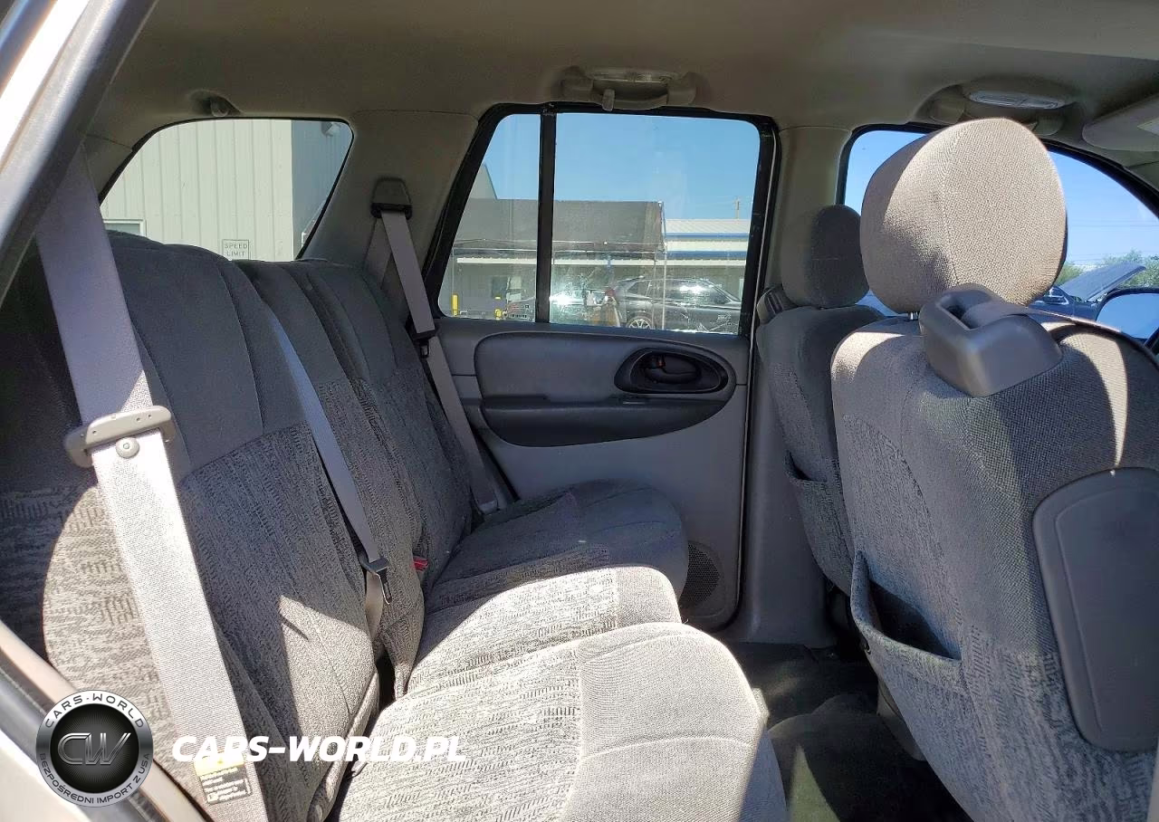 2002 Chevrolet Trailblazer VIN:1GNDT13S522320036 - 11