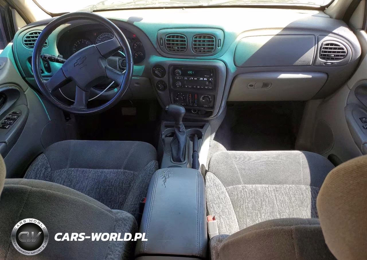 2002 Chevrolet Trailblazer VIN:1GNDT13S522320036 - 8
