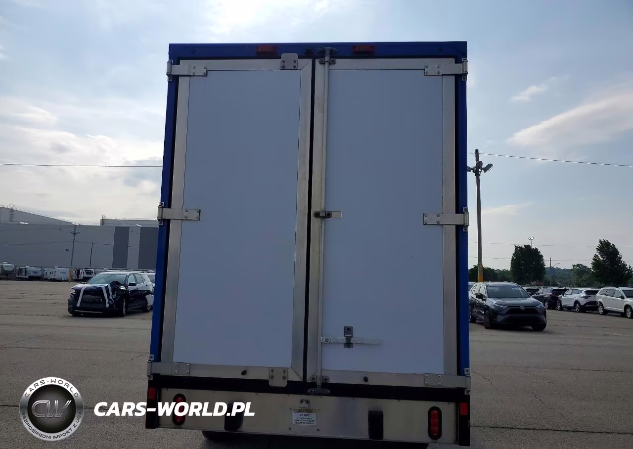 2023 Ford Transit Refrigerated Box Truck VIN:1FDBW5ZGXPKA24126 - 6
