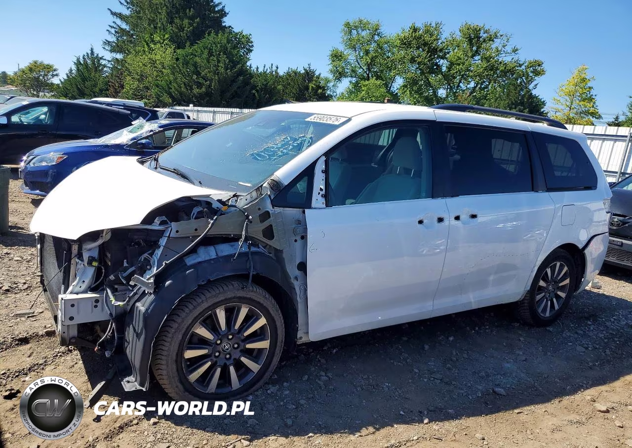 2018 Toyota Sienna Le