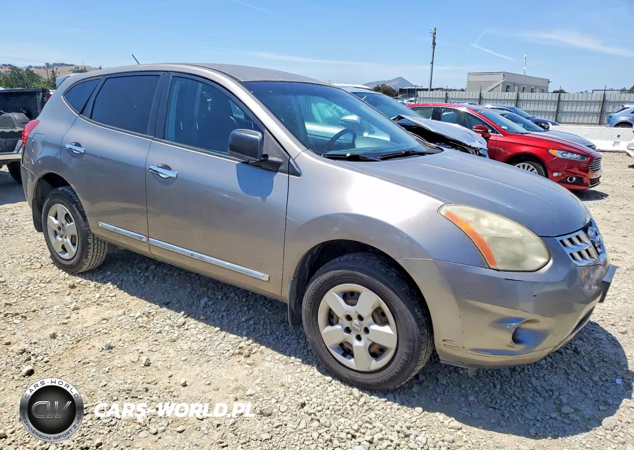 2011 Nissan Rogue S VIN:JN8AS5MT9BW152086 - 4