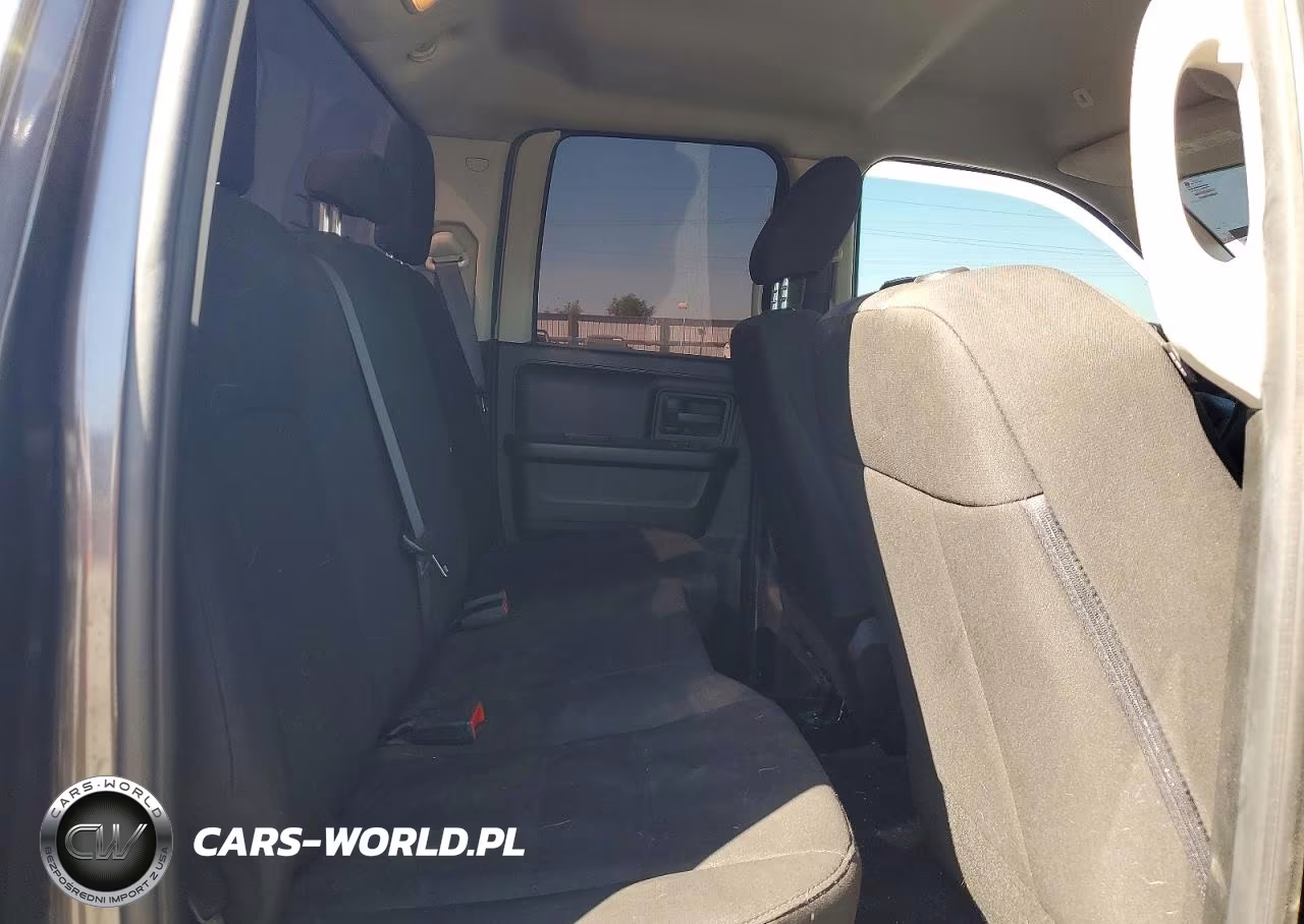 2020 Ram 1500 Classic Tradesman VIN:1C6RR7FG7LS122039 - 10
