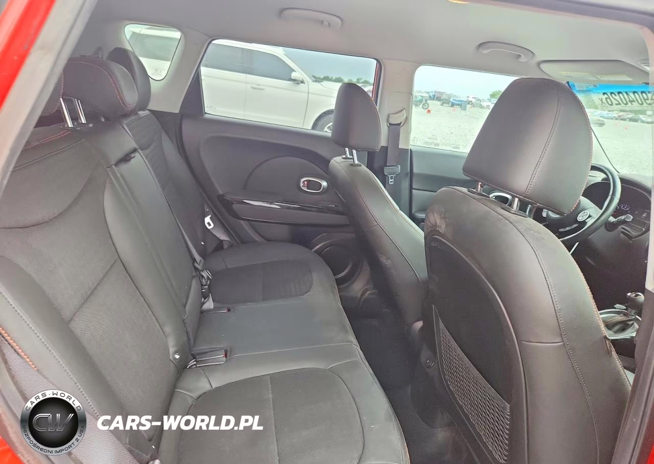 2018 Kia Soul ! VIN:KNDJX3AA0J7615813 - 10