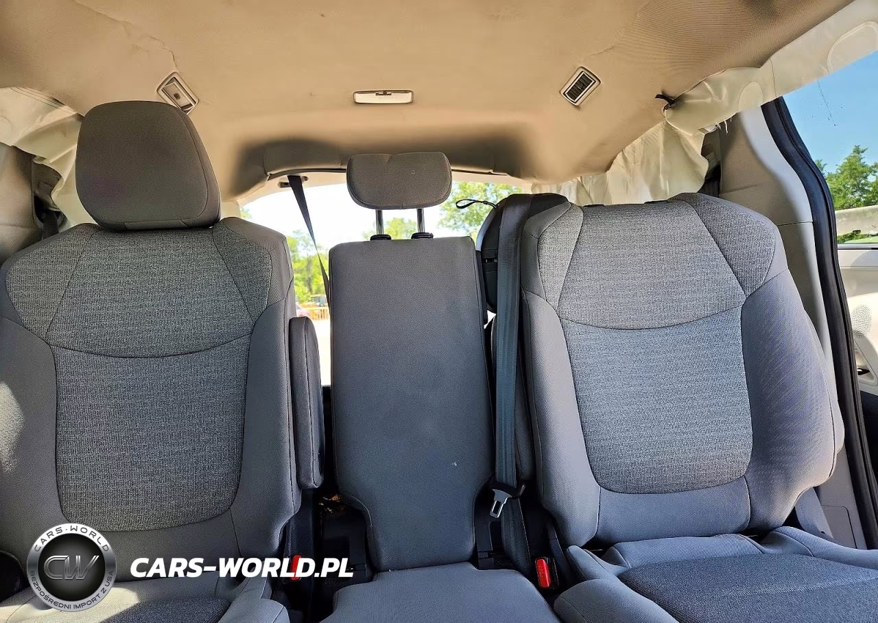 2021 Toyota Sienna Le VIN:5TDKRKEC2MS020332 - 10