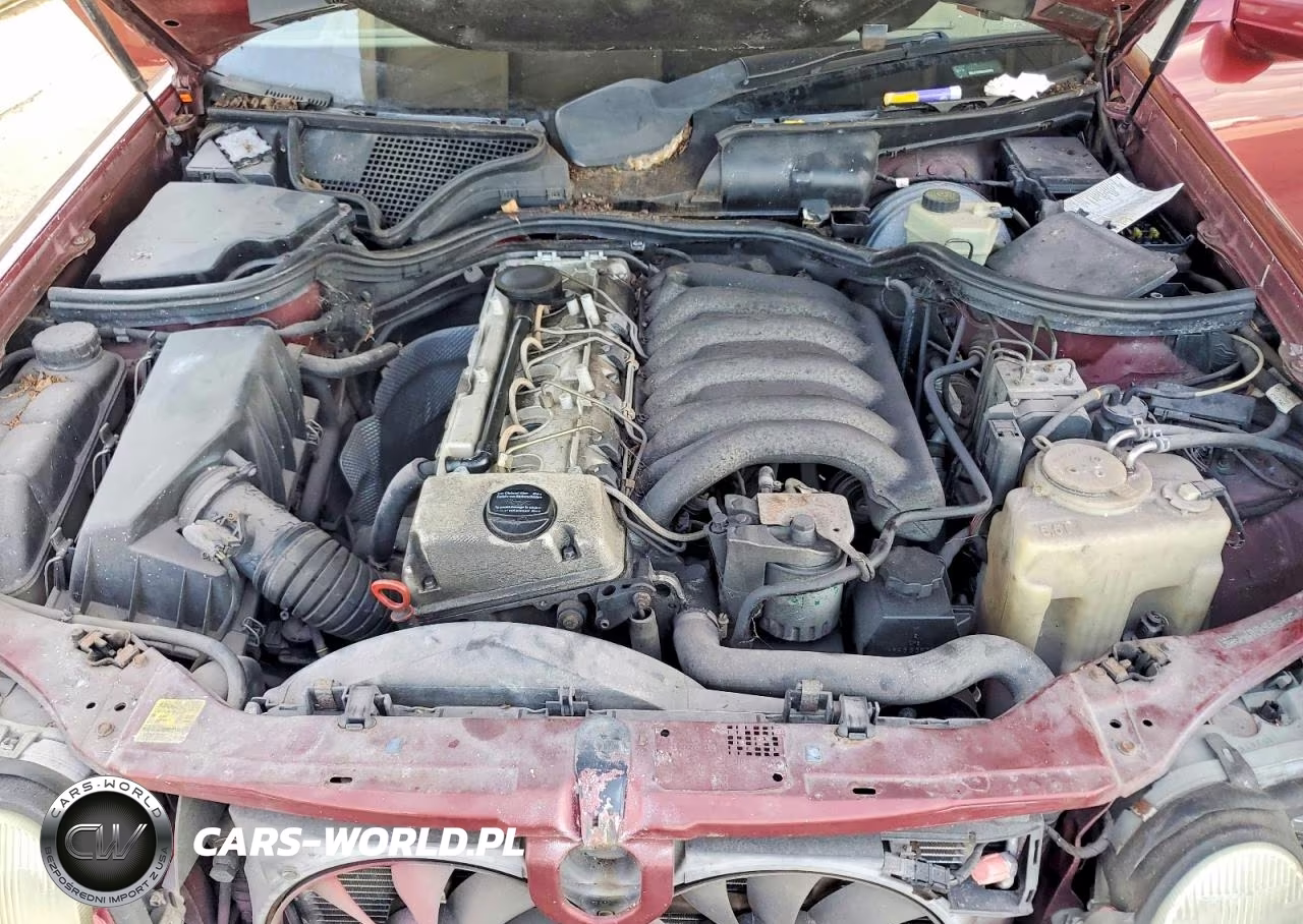 1999 Mercedes-Benz E 300Td VIN:WDBJF25H8XA825025 - 11