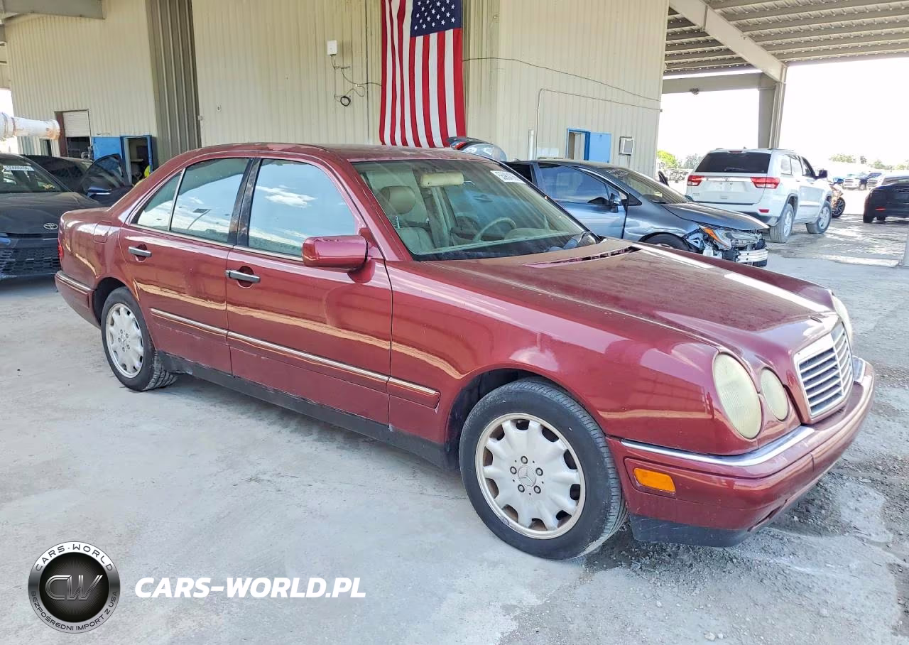 1999 Mercedes-Benz E 300Td VIN:WDBJF25H8XA825025 - 4