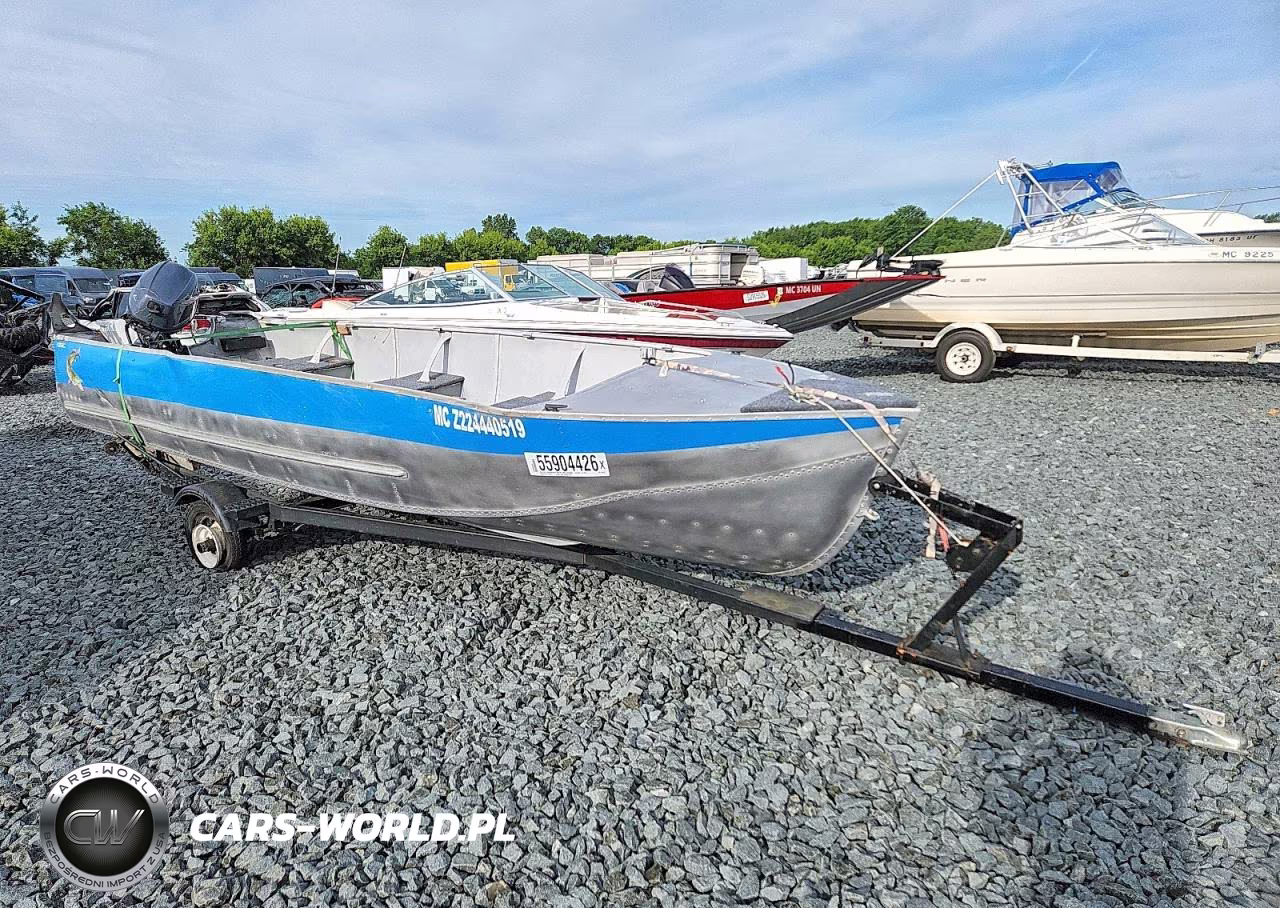 1972 Aluminum Boat - Outboard Engine