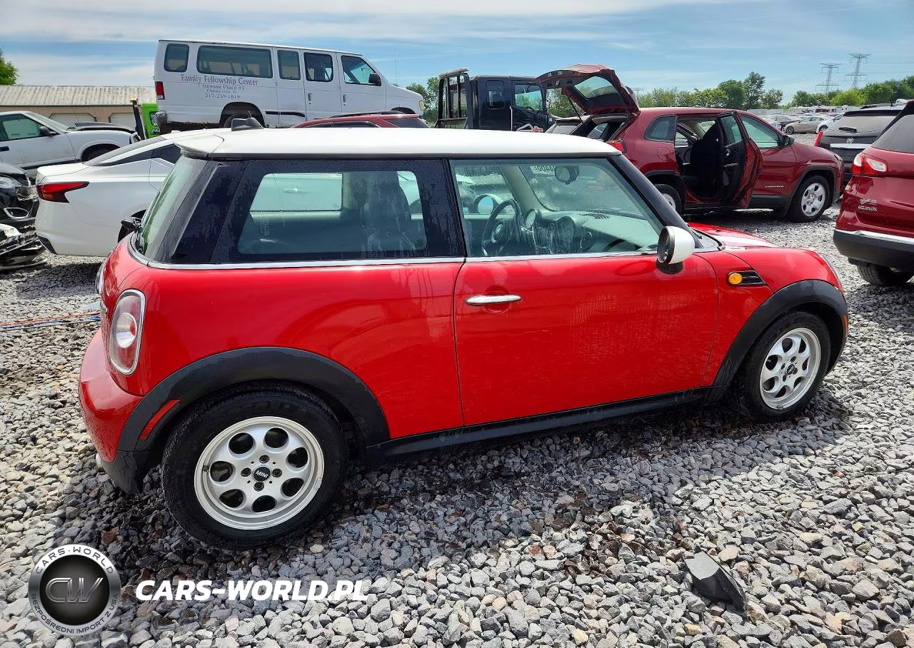 2013 Mini Cooper VIN:WMWSU3C59DT680536 - 3