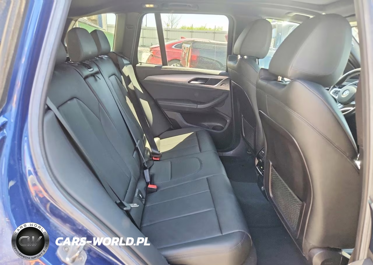 2019 BMW X3 xDrivem40I VIN:5UXTS3C56KLR73674 - 10