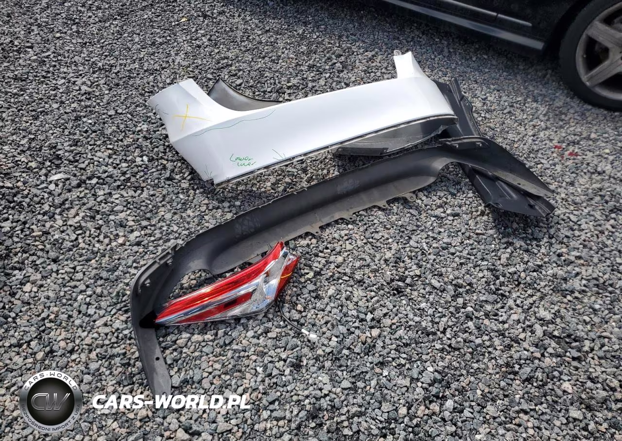 2019 Toyota Camry Le VIN:4T1B11HK1KU247455 - 12