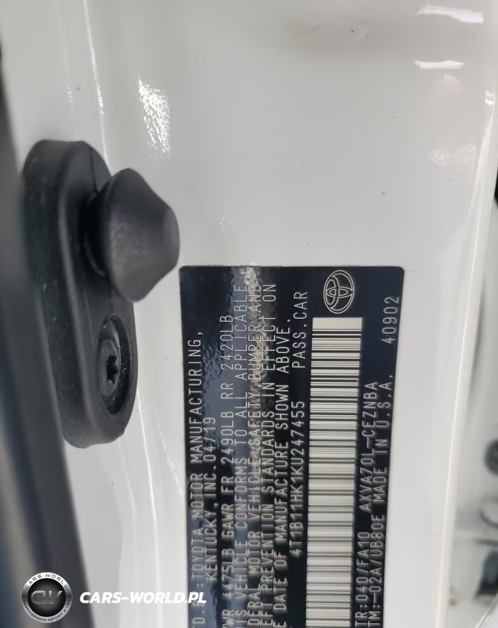 2019 Toyota Camry Le VIN:4T1B11HK1KU247455 - 13