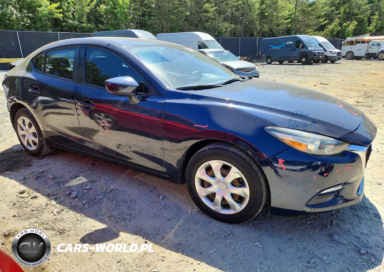 2018 Mazda 3 Sport VIN:3MZBN1U73JM161543 - 4