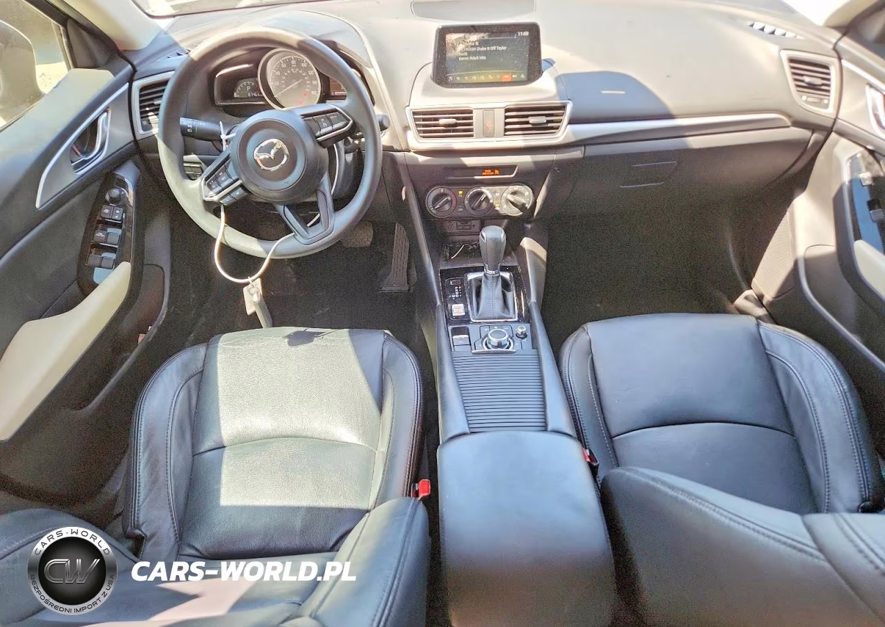 2018 Mazda 3 Sport VIN:3MZBN1U73JM161543 - 8