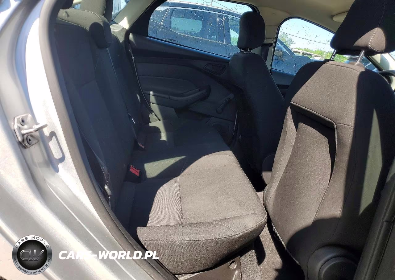 2017 Ford Focus S VIN:1FADP3E2XHL200893 - 10