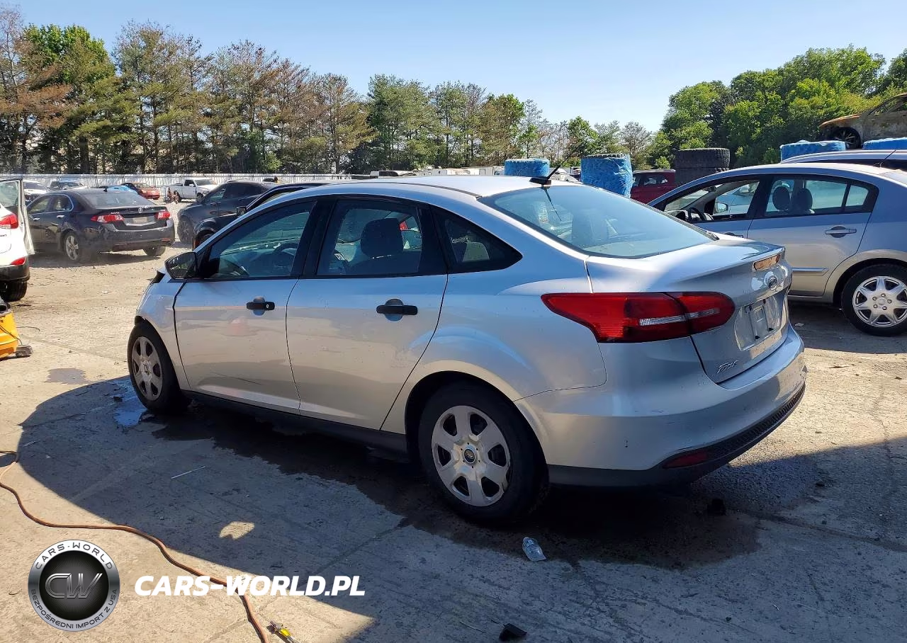 2017 Ford Focus S VIN:1FADP3E2XHL200893 - 2