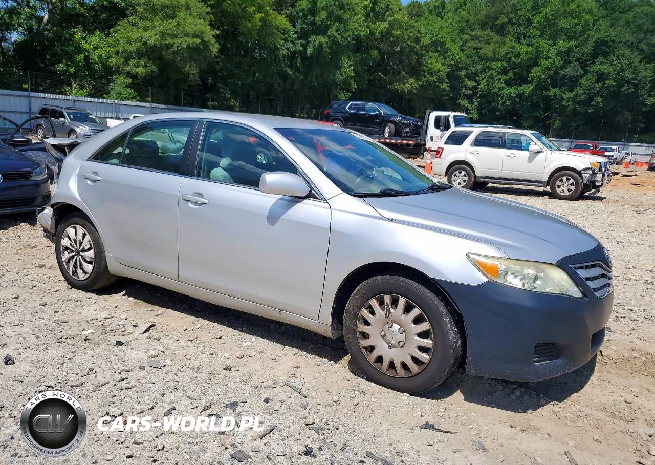 2010 Toyota Camry Le V6 VIN:4T1BK3EK0AU114245 - 4