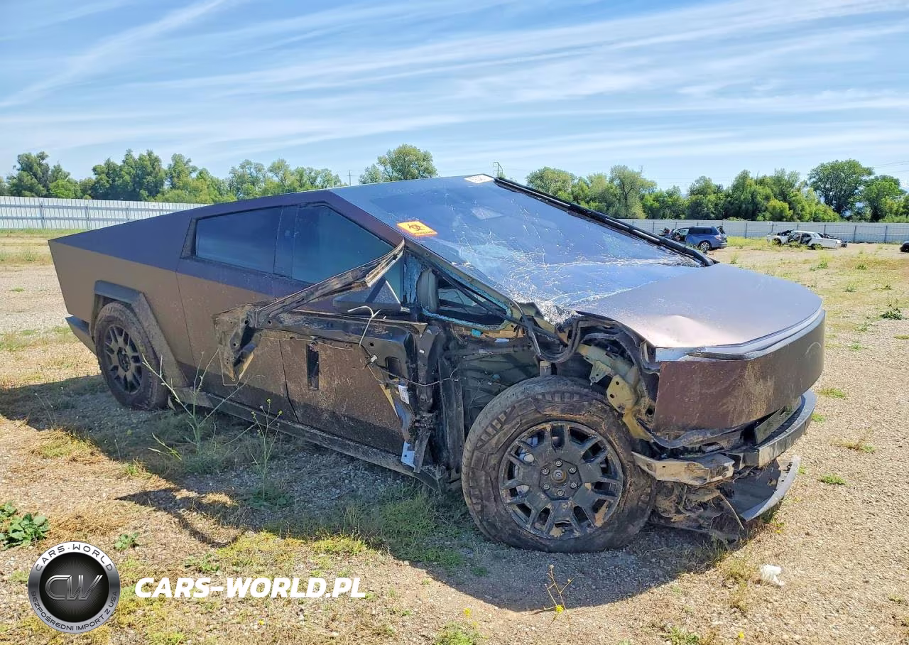 2024 Tesla Cybertruck VIN:7G2CEHED6RA002269 - 4