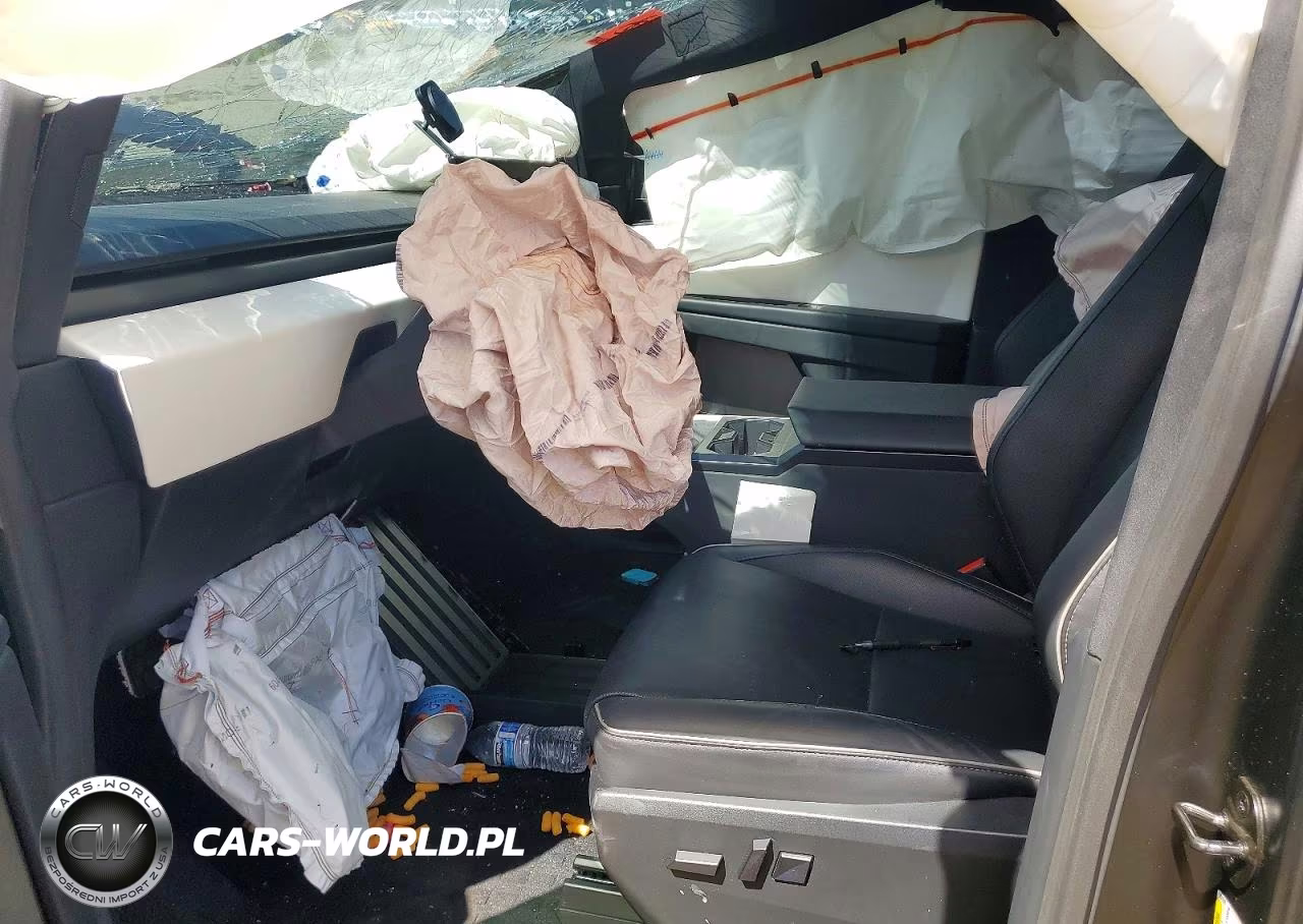 2024 Tesla Cybertruck VIN:7G2CEHED6RA002269 - 7