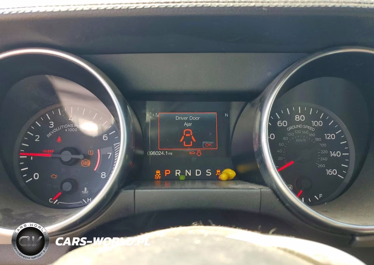 2018 Ford Mustang VIN:1FA6P8TH8J5123139 - 9