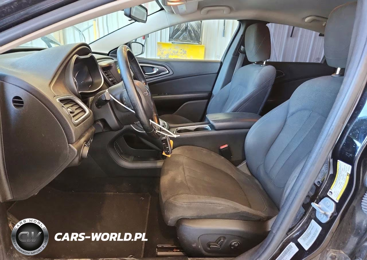 2016 Chrysler 200 Limited VIN:1C3CCCAB0GN110800 - 7