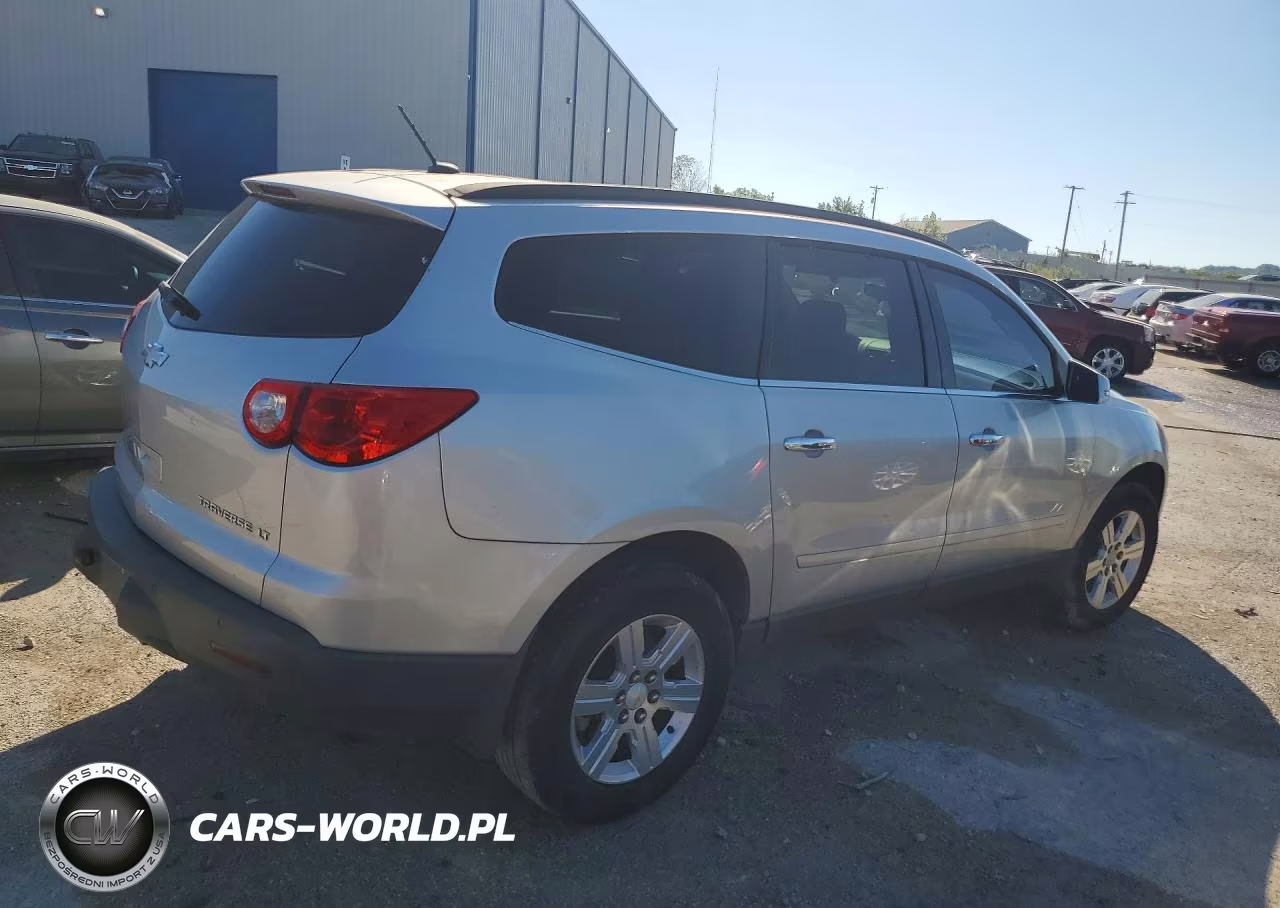 2012 Chevrolet Traverse VIN:1GNKRGED0CJ178421 - 3