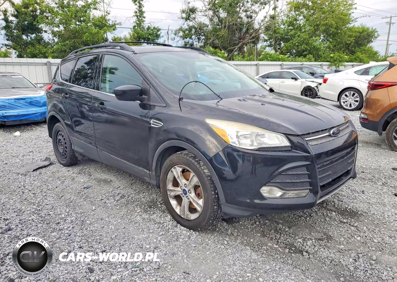 2015 Ford Escape Se VIN:1FMCU9GX0FUC10037 - 4