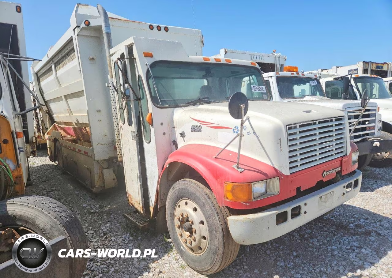 1995 International 4900 Refuse Truck
