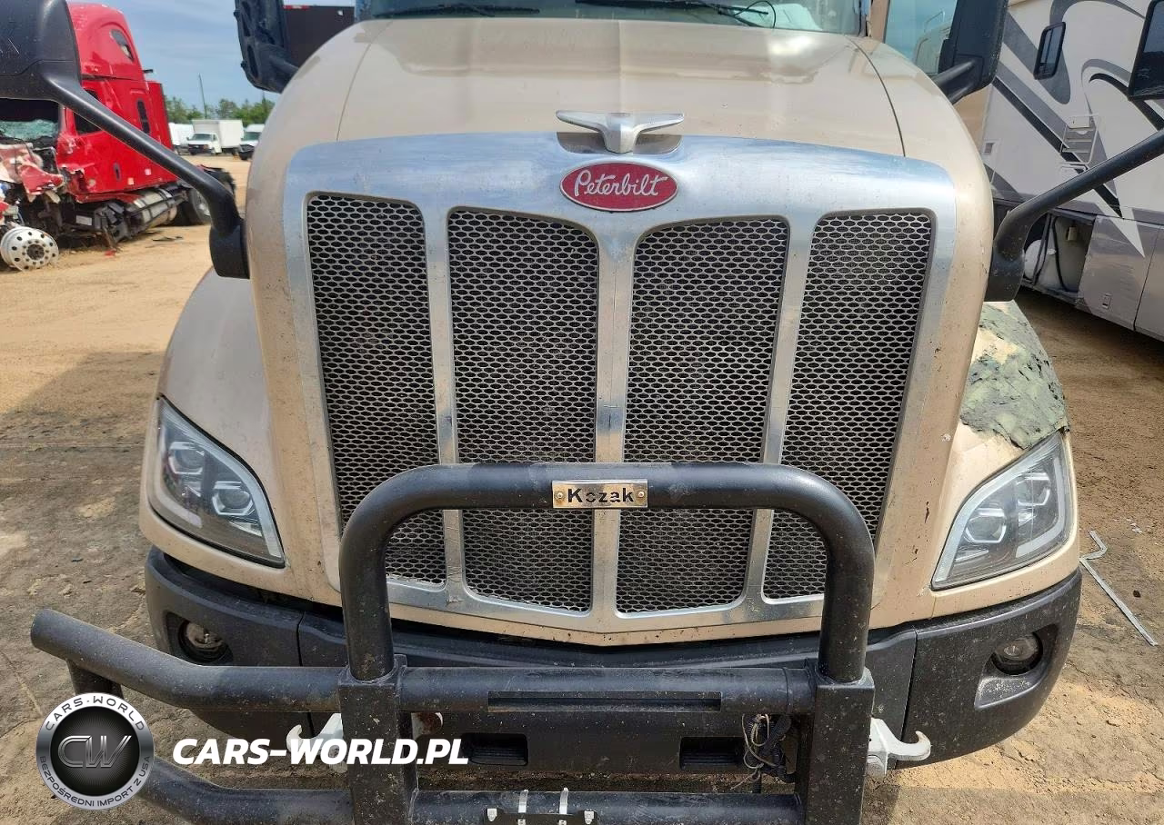 2015 Peterbilt 579 Semi Truck VIN:1XPBD49X0FD283682 - 7