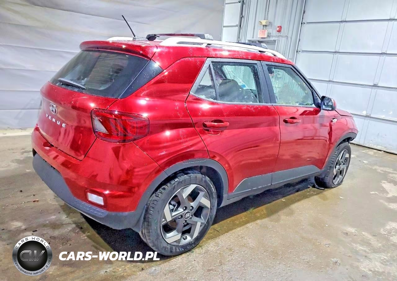 2025 Hyundai Venue Sel VIN:KMHRC8A3XSU372829 - 3