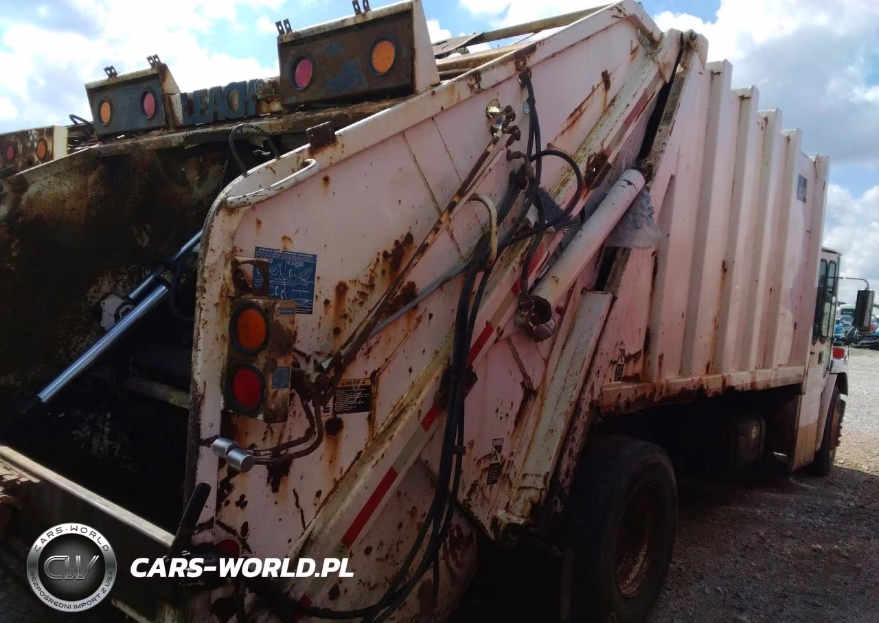 1997 Freightliner Fl70 Refuse Truck VIN:1FV6HLBB0VH696388 - 4