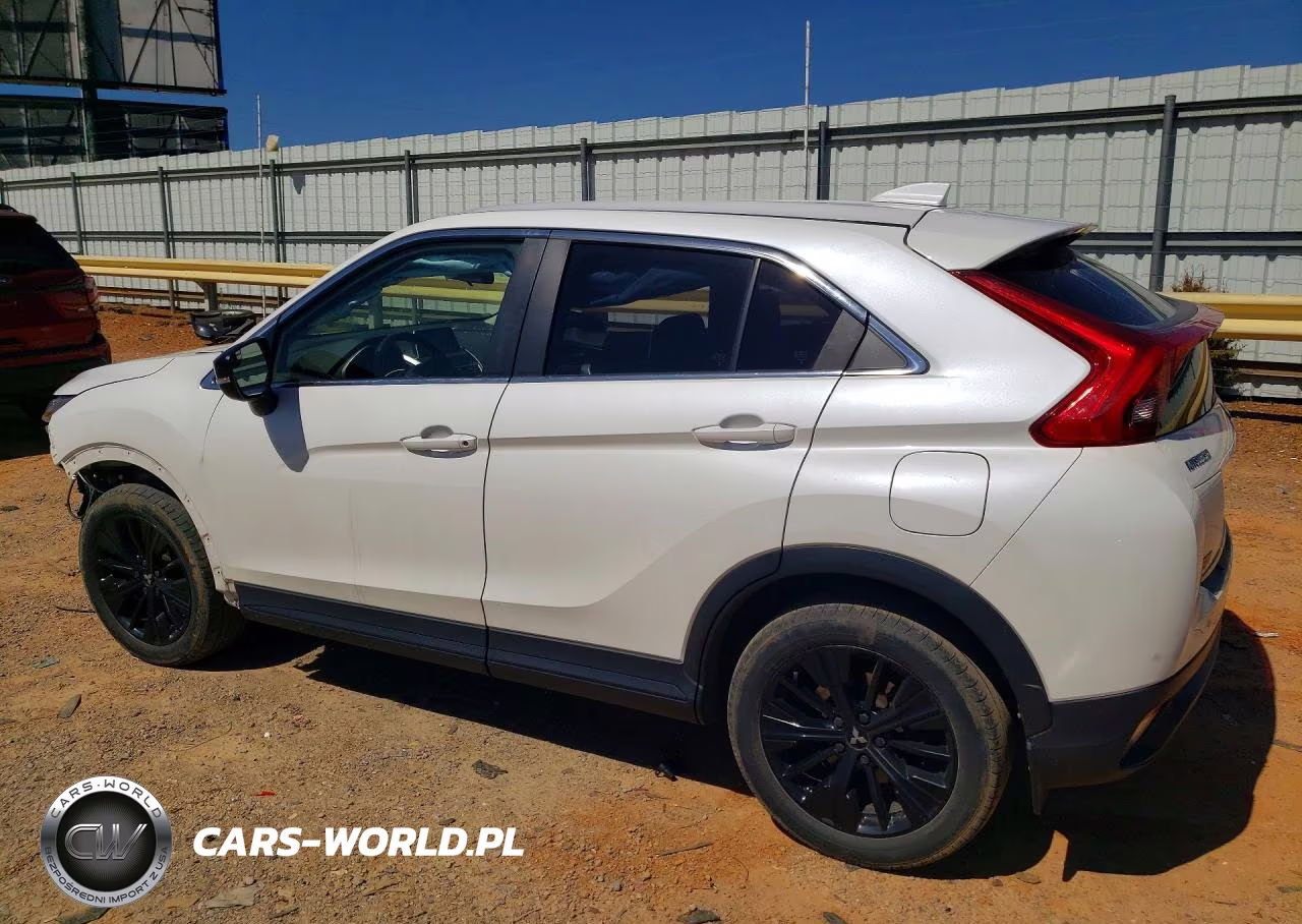 2018 Mitsubishi Eclipse Cross Le VIN:JA4AT4AA8JZ063252 - 2