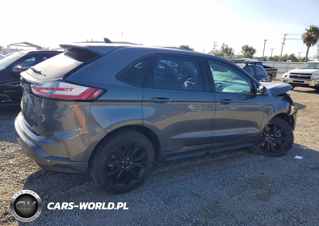 2022 Ford Edge Se VIN:2FMPK4G95NBA40323 - 3