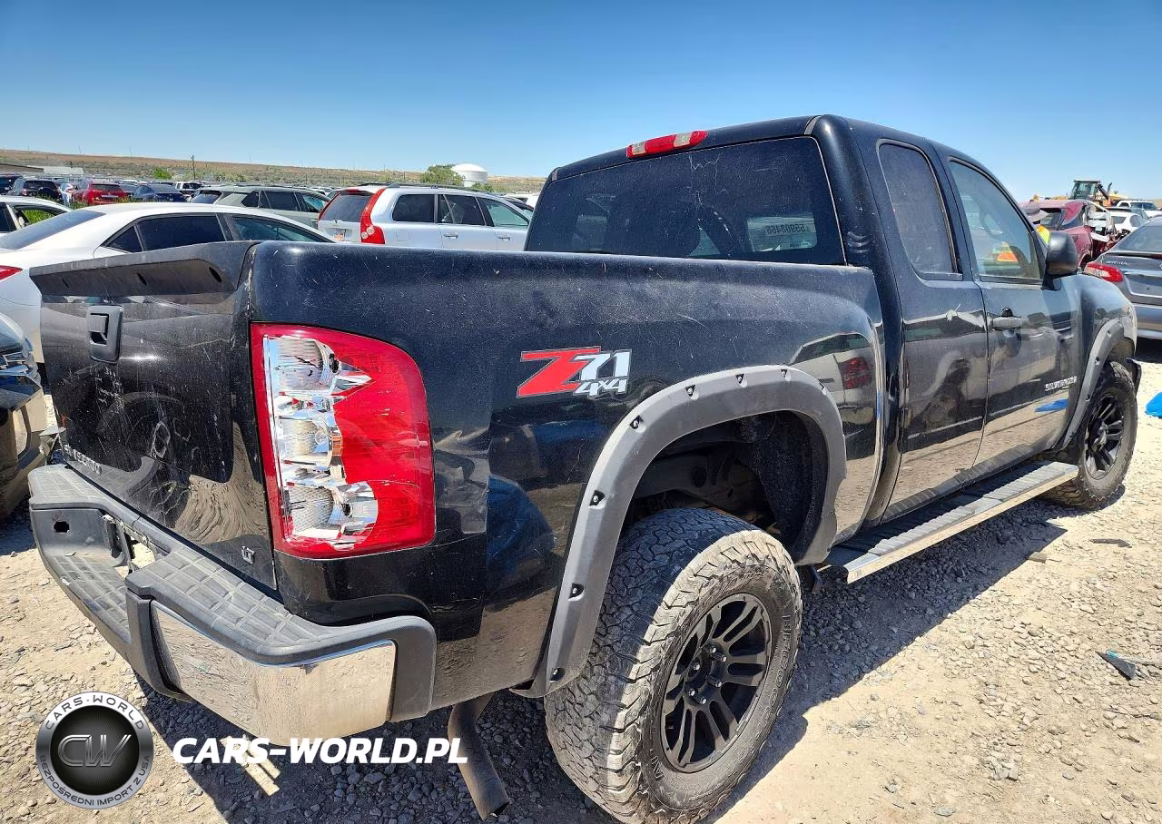 2008 Chevrolet Silverado K1500 VIN:1GCEK19JX8Z210324 - 3