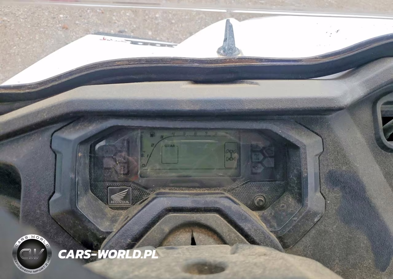 2016 Honda Sxs1000 M5 VIN:1HFVE0426G4002816 - 8