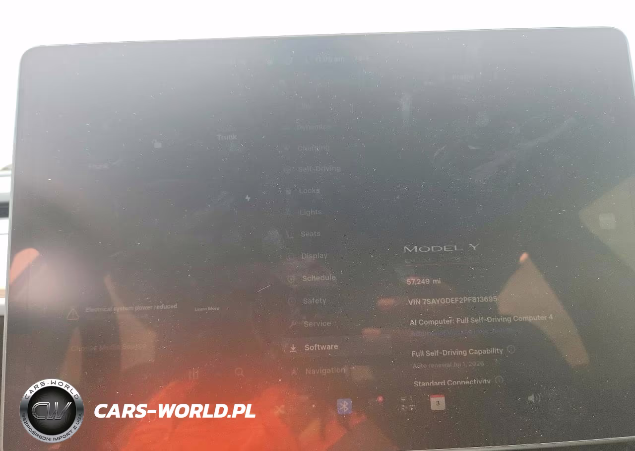2023 Tesla Model Y VIN:7SAYGDEF2PF813695 - 9
