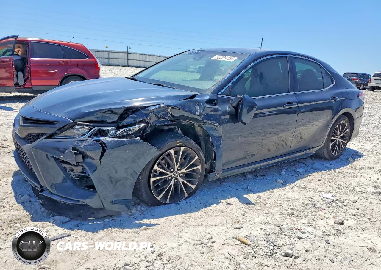 2018 Toyota Camry Se – zdjęcie 1 z 12