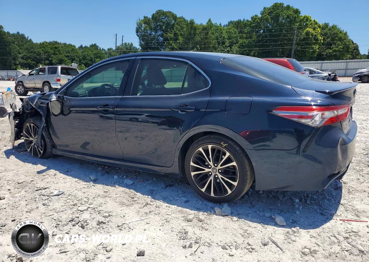 2018 Toyota Camry Se VIN:4T1B11HK2JU589365 - 2