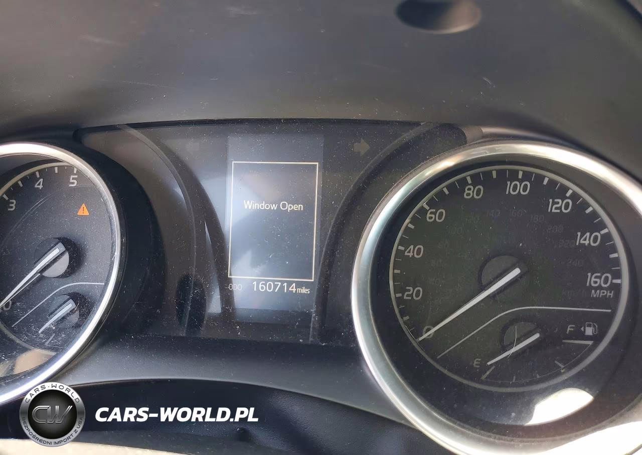 2018 Toyota Camry Se VIN:4T1B11HK2JU589365 - 9