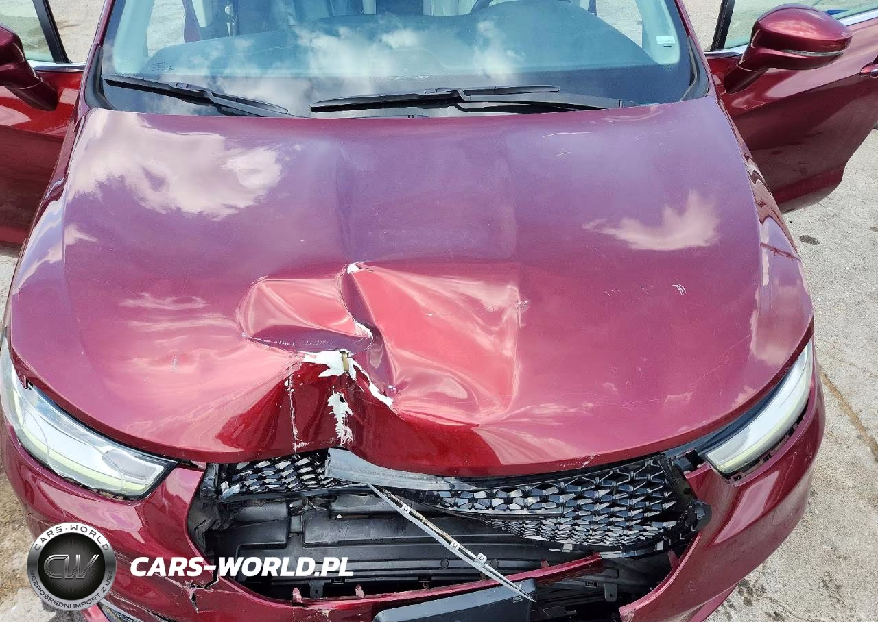 2021 Chrysler Pacifica Touring L VIN:2C4RC1BG4MR574756 - 12