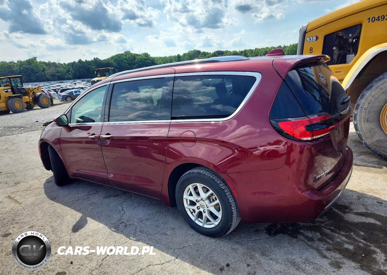 2021 Chrysler Pacifica Touring L VIN:2C4RC1BG4MR574756 - 2