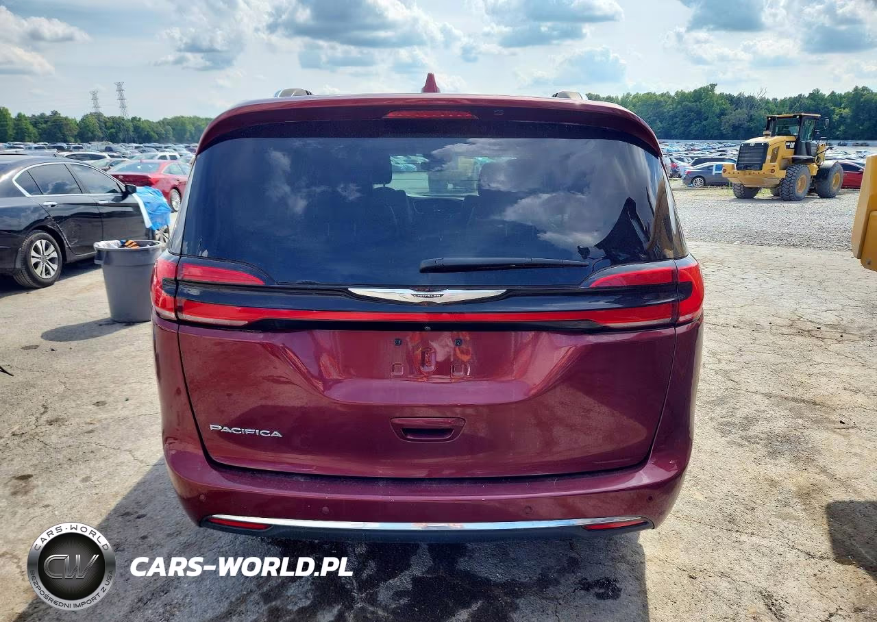 2021 Chrysler Pacifica Touring L VIN:2C4RC1BG4MR574756 - 6