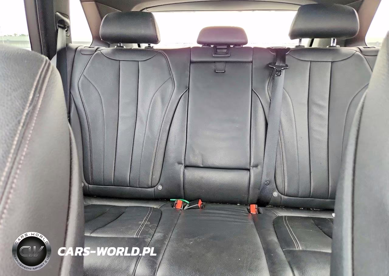 2018 BMW X5 xDrive35I VIN:5UXKR0C51JL072605 - 10