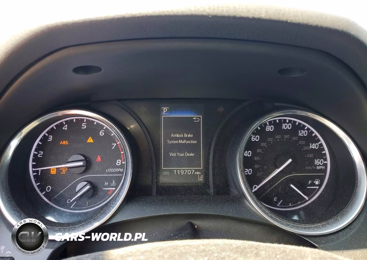 2018 Toyota Camry Se VIN:4T1B11HK7JU126198 - 9
