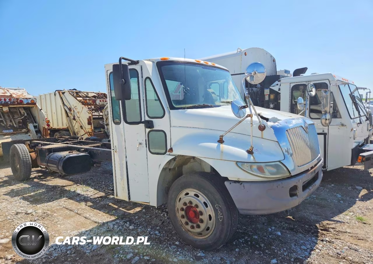 2006 International 4300 Refuse Truck – zdjęcie 1 z 10