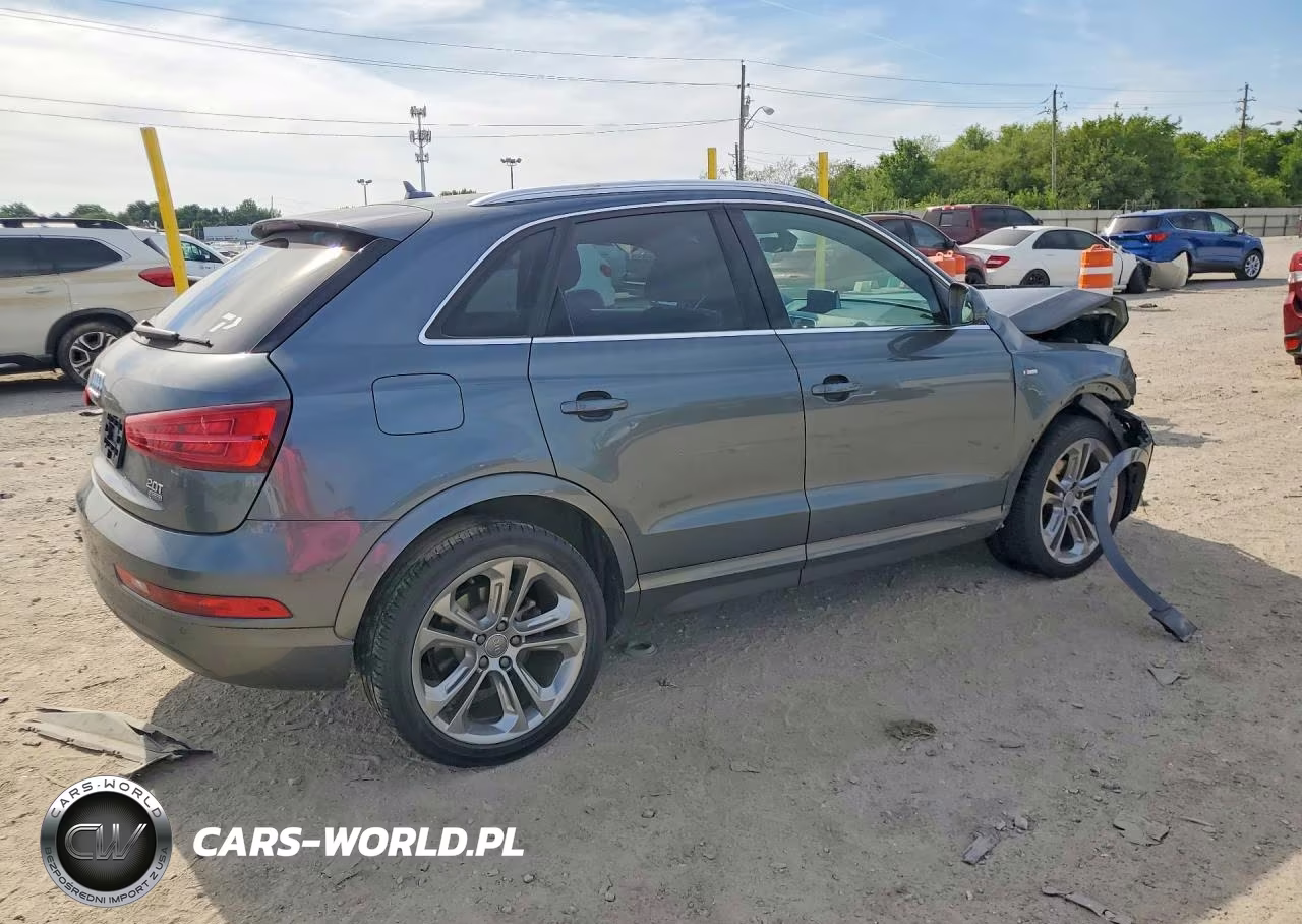 2018 Audi Q3 Premium Plus VIN:WA1JCCFS8JR010630 - 3