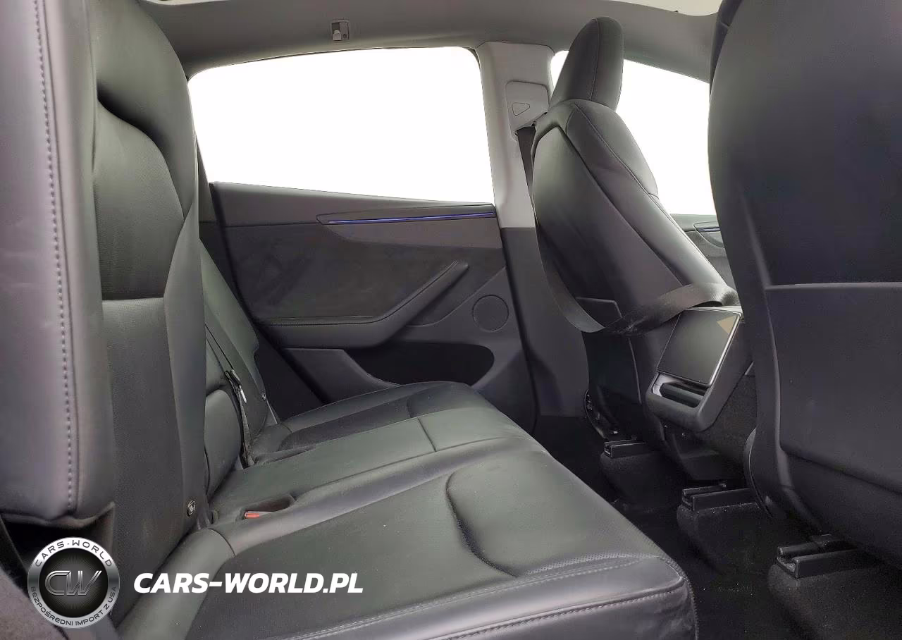 2026 Tesla Model Y All-Wheel Drive-Long Range Launch Series-Premium All-Wheel Drive VIN:7SAYGDEE9TF343067 - 11