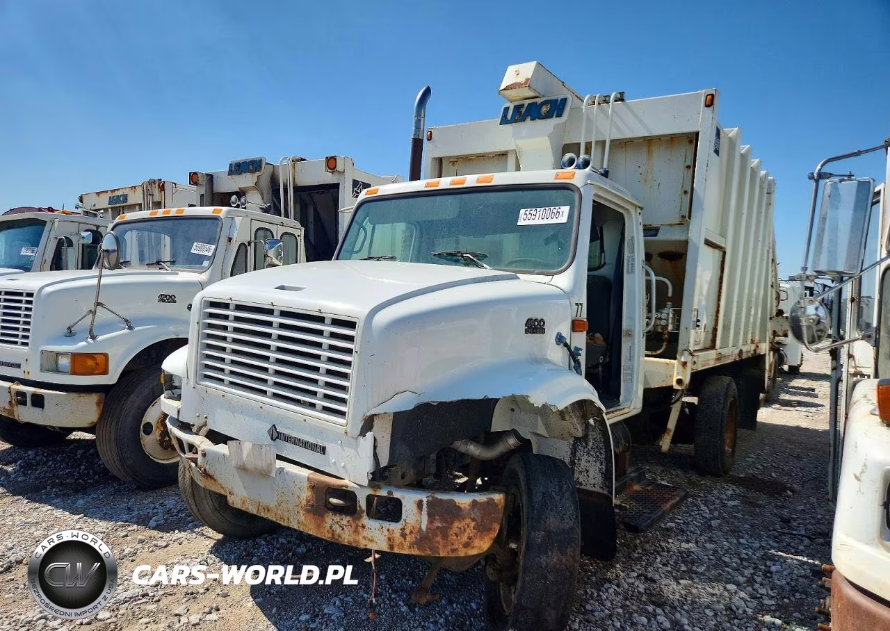 1999 International 4900 Refuse Truck VIN:1HTSDAAN9XH606795 - 2